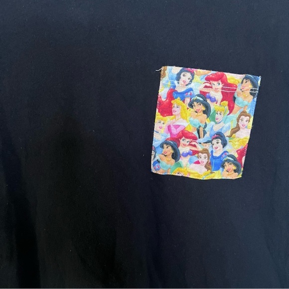 Vans x Disney Princess Pocket T-Shirt | Size Medium| - Picture 7 of 12